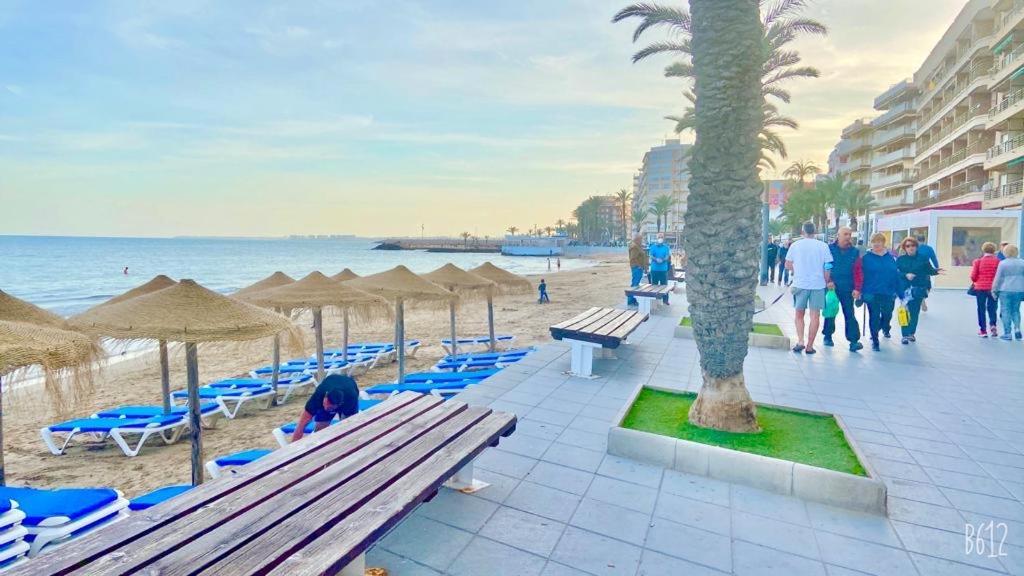Beautiful Apartment Near Playa De Los Locos تورّيفيِخا المظهر الخارجي الصورة